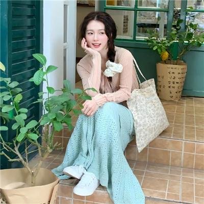 世子逃婚我转身改嫁他爹